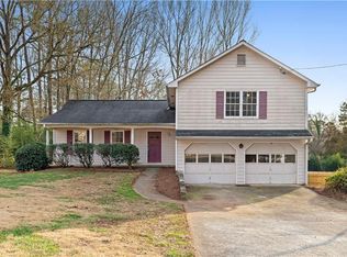 1548 Sprayberry Dr, Marietta, GA 30066
