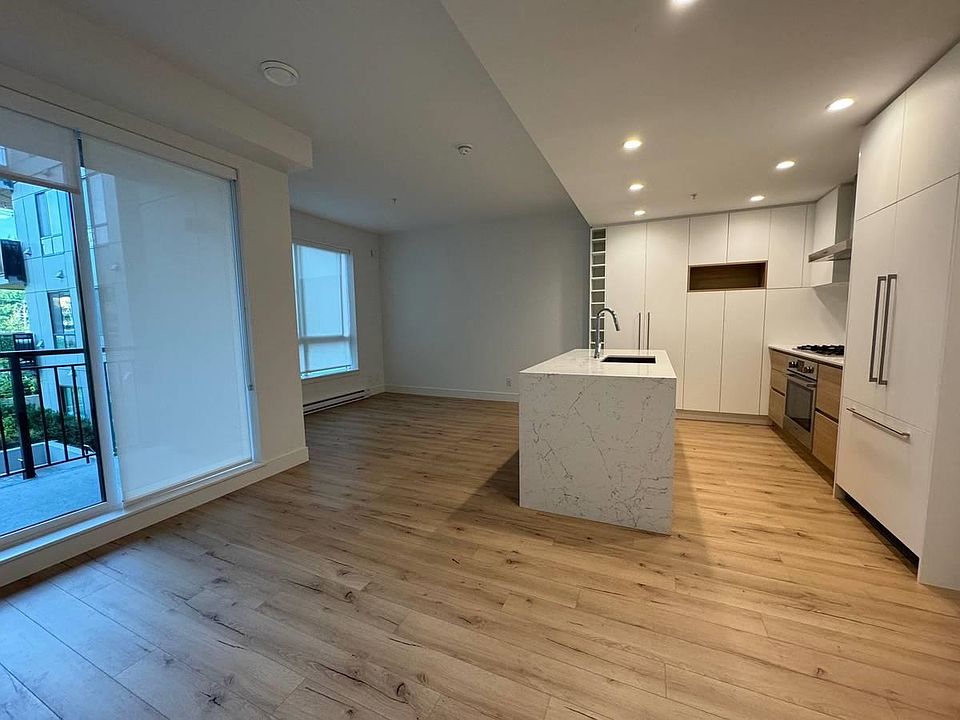 1st image of 3131 Murray St #306