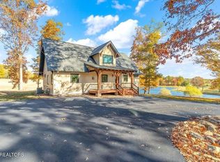 19915 Fork Creek Rd, Loudon, TN 37774