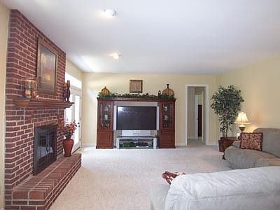 5th image of 9740 Stonemasters Dr