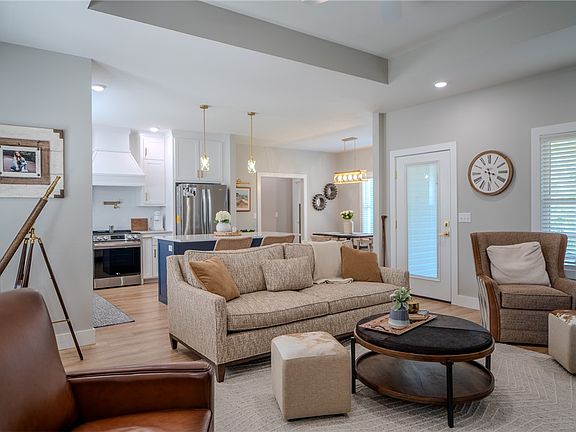 4th image of 2359 N Linker Dr