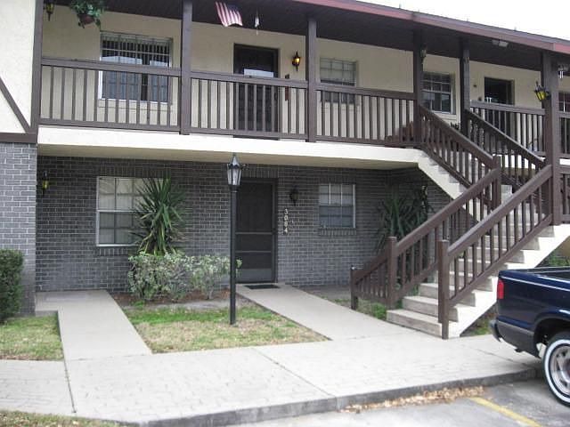1st image of 3084 Sir Hamilton Cir