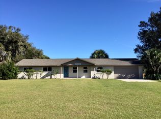 37326 Harris Lake Rd, Lady Lake, FL 32159