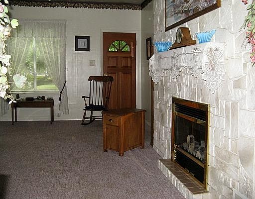 2nd image of 711 S Vermillion St