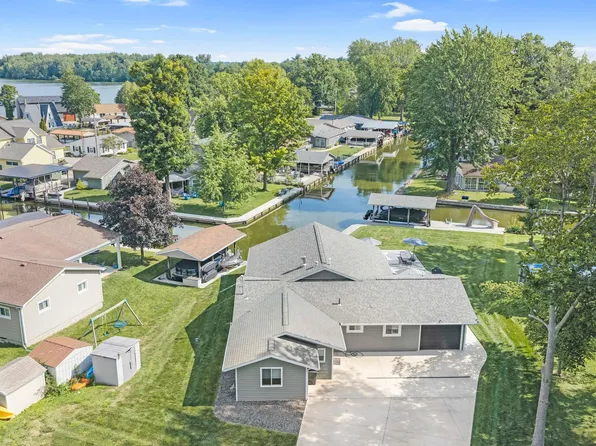 9024 Walnut St, Huntsville, OH 43324