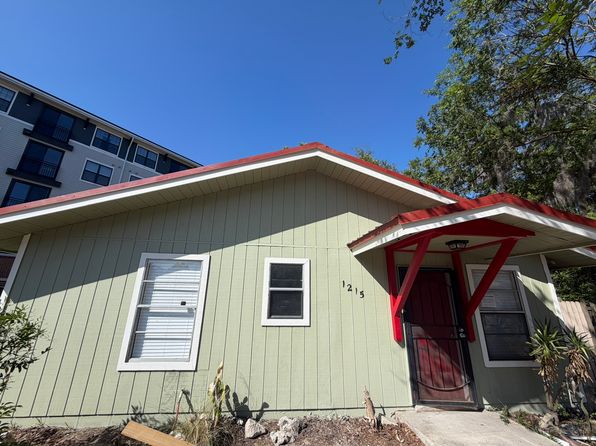 1215 NW 6th Pl