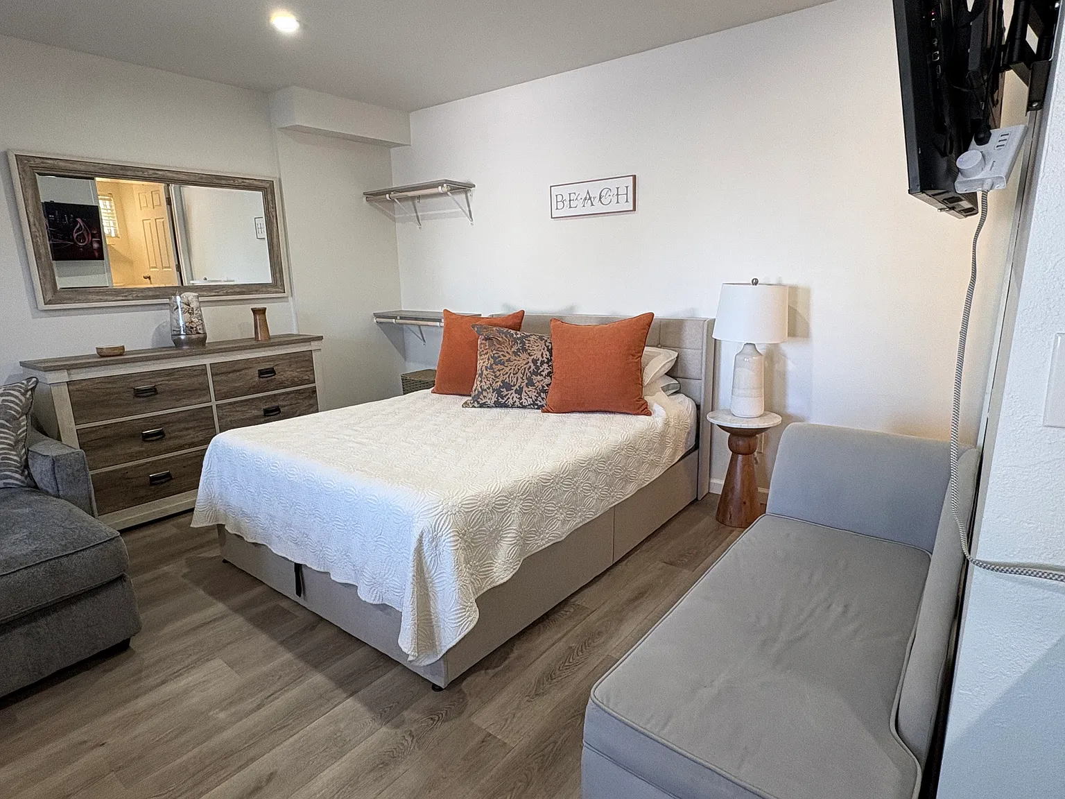 10130 Sierra Madre Rd — Photo 4