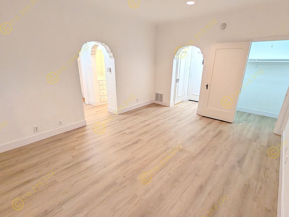 1st image of 118 S Camden Dr #102
