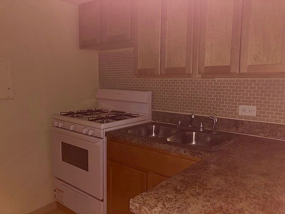 3rd image of 1060 W Hollywood Ave APT 208