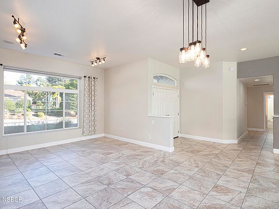 4th image of 1080 Redberry Pl