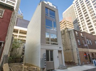 1815 Ranstead St, Philadelphia, PA 19103