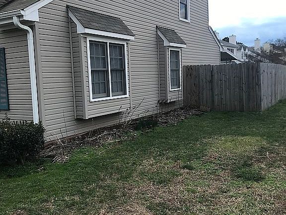 2nd image of 200 Crestwood Ct