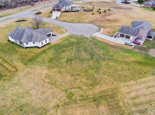7007 Tamarack Ct, Clayton, OH 45315