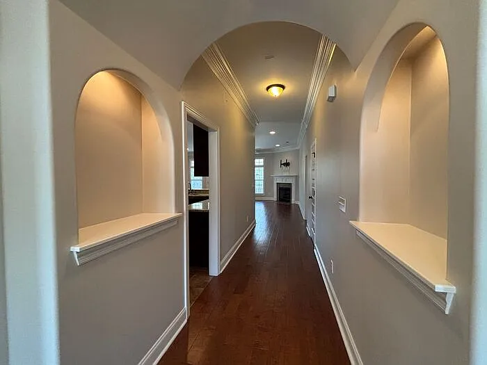 100 Middy Ln — Photo 8