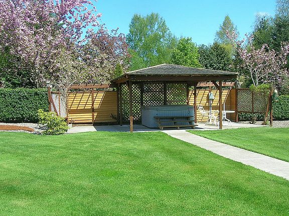 Gazebo/Spa