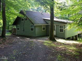 533 Snowflake Ln, Shickshinny, PA 18655