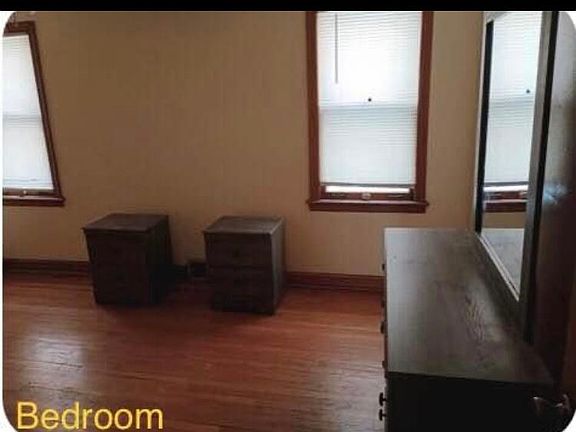 5th image of 7138 S Francisco Ave #1