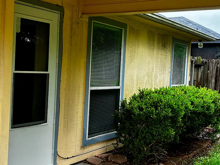 4605 High Pointe Dr — Photo 18