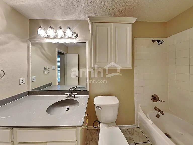 8432 Odell St — Photo 10