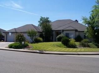 2111 Princeton Way, Redding, CA 96003