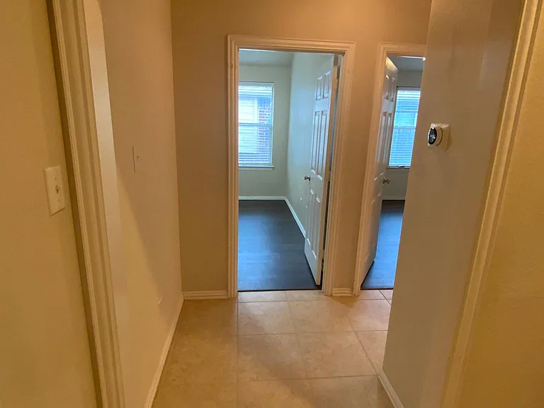 708 Hummingbird Dr — Photo 44