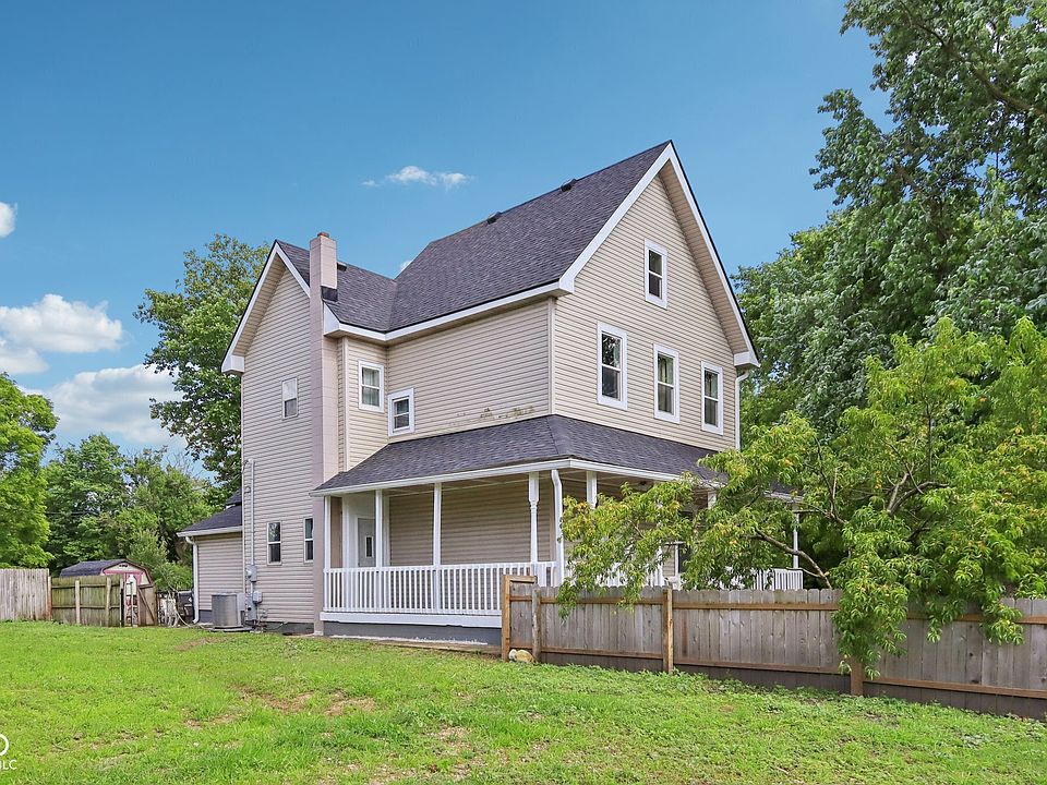 2nd image of 1125 Trowbridge St