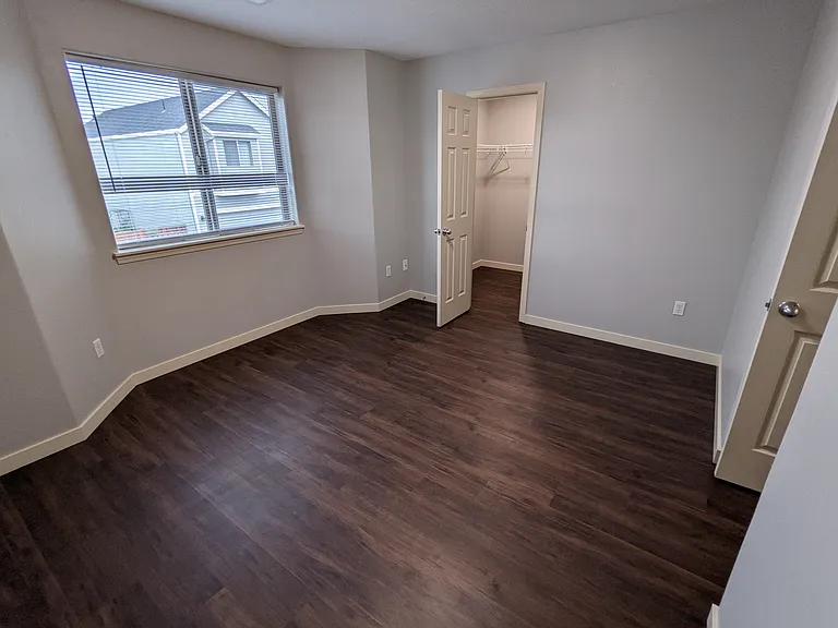 2610 NE 88th Pl — Photo 17