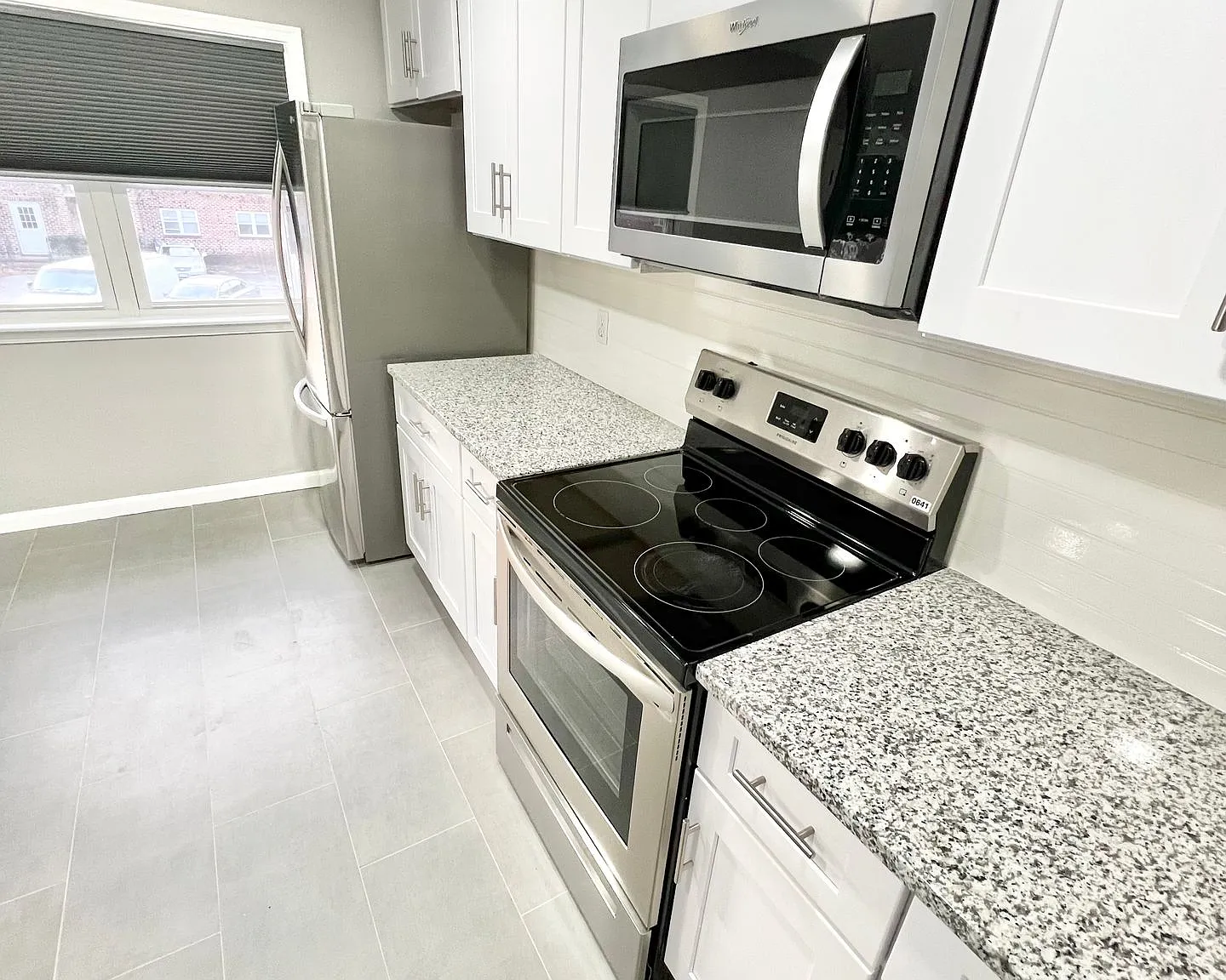 Meridian Apartments Your Gateway to Everything in Hampton Roads — Photo 3