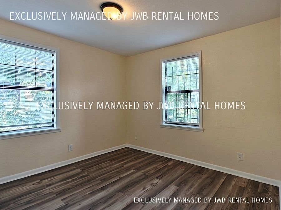 2nd image of 1308 W 32nd St