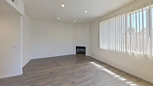 Floor plan 203