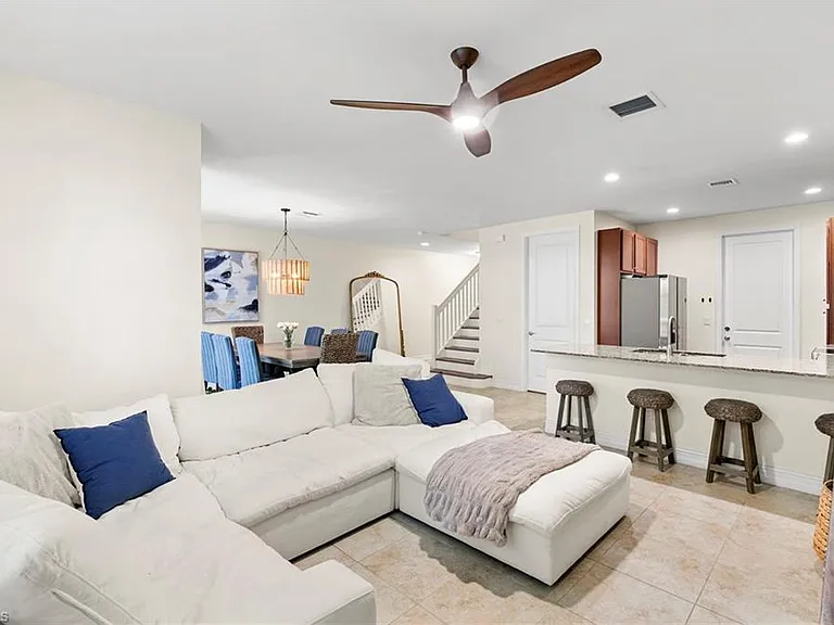 7797 Bristol Cir — Photo 20
