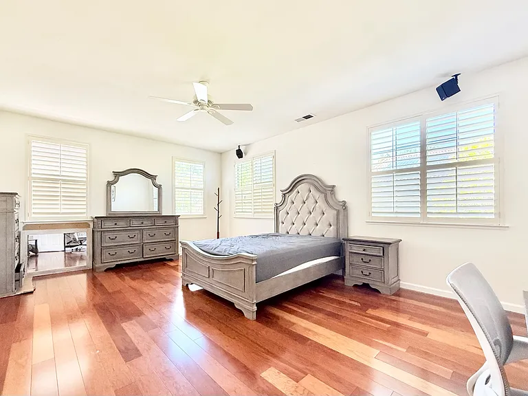 863 Dederick Ct — Photo 42