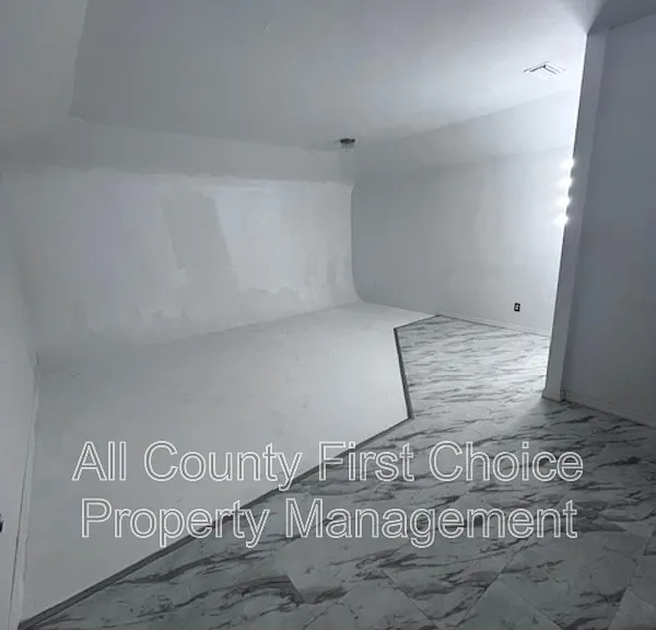126 3rd Ave N #101-A — Photo 3