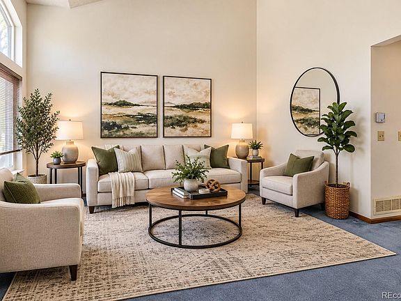2nd image of 6254 Laguna Circle