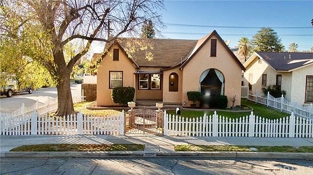 1st image of 3304 N Pershing Ave
