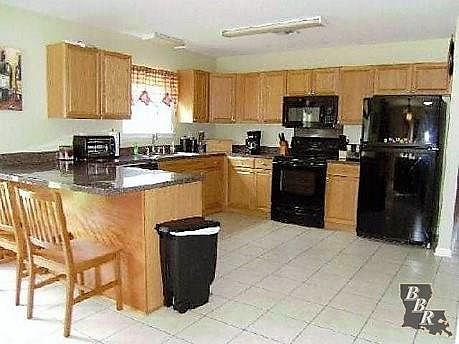 4th image of 144 Jolie Oaks Blvd