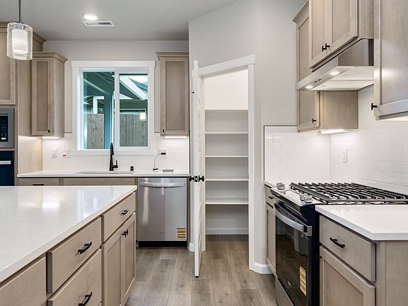 637 NW 29TH ST by Aho Construction