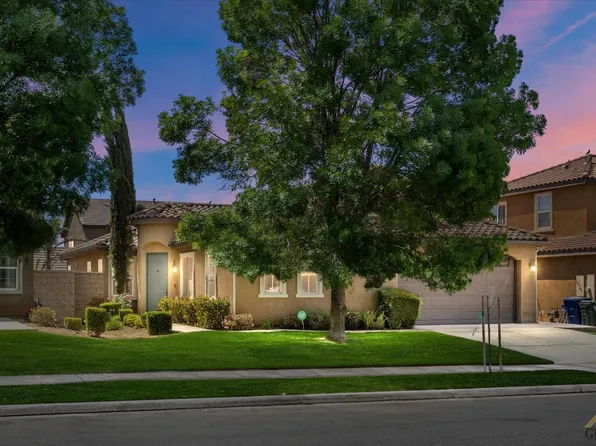 9815 Riata Ln, Bakersfield, CA 93306