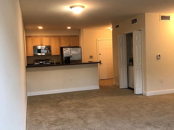 2nd image of 1115 Norwest Dr