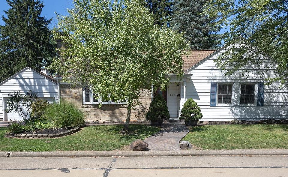 1st image of 817 Seneca Ave