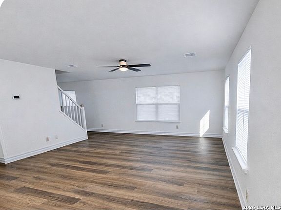 2nd image of 2214 Juniper