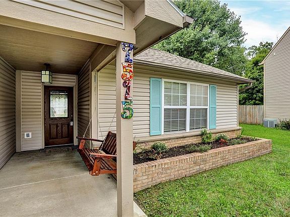 2nd image of 7515 Blue Willow Dr