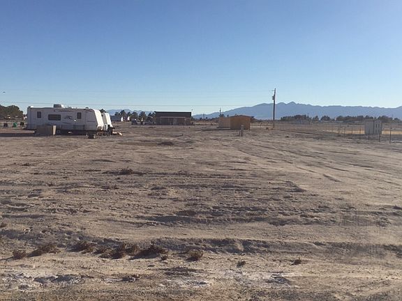 4th image of 400 W Bonita Ave