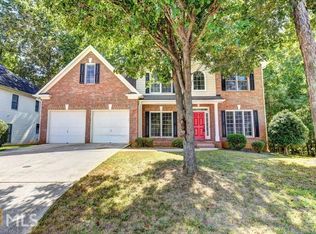 660 Oakview Trl, Stone Mountain, GA 30087