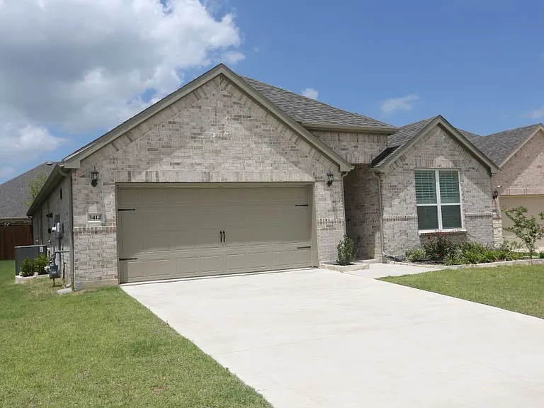 3412 Marginal Dr — Photo 44