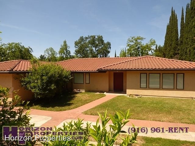 1st image of 8743 Phoenix Ave