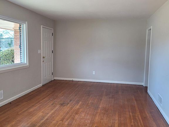 4th image of 1974 Joseph Ct