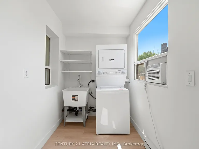 603 College St #2 — Photo 13