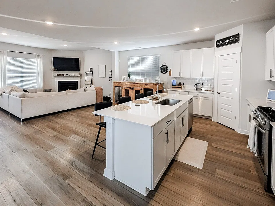 217 Goldfinch Rd