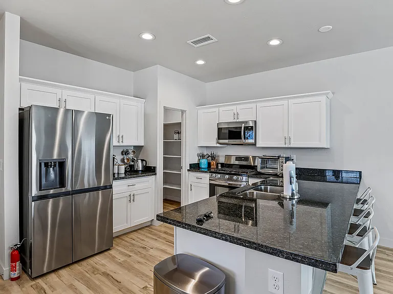 12255 Bliss Ave — Photo 2